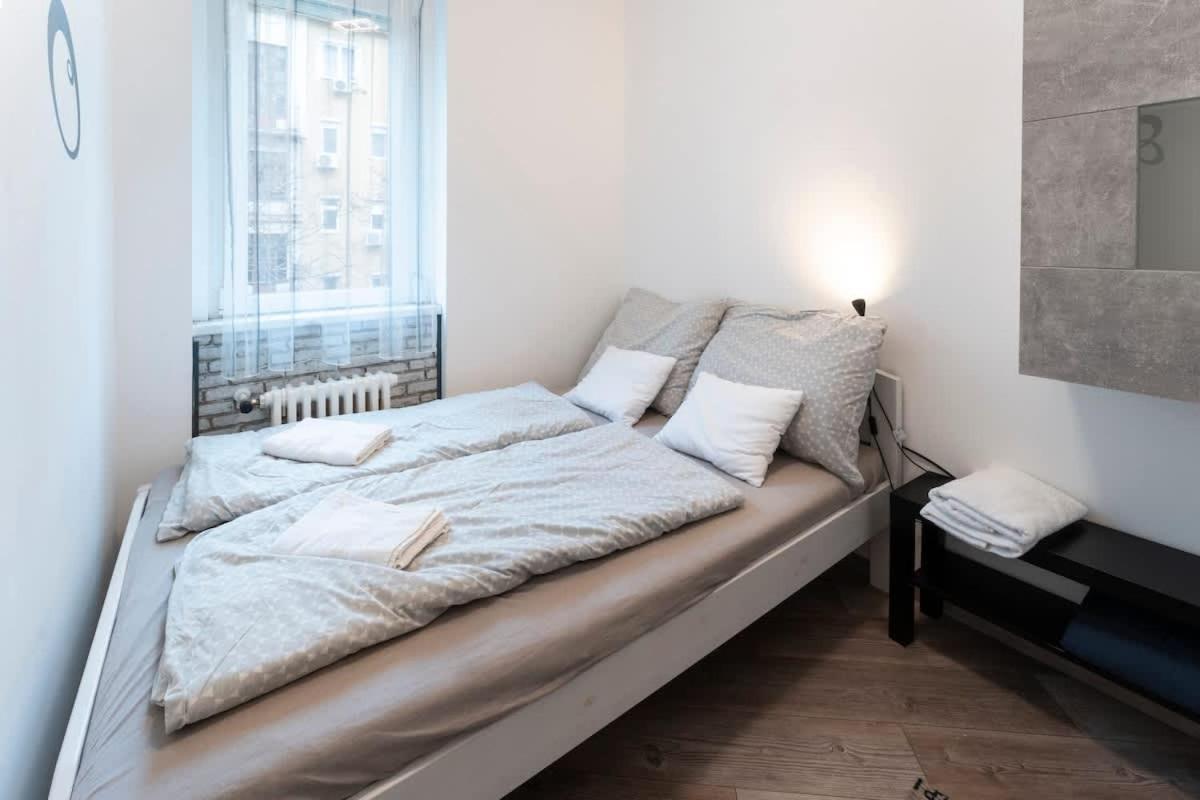 Apartman Charles' Haven In The Heart Of Budapest